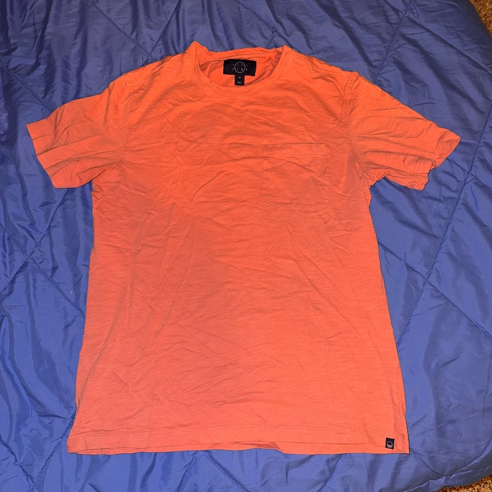 Even Tide pocket tee - size medium